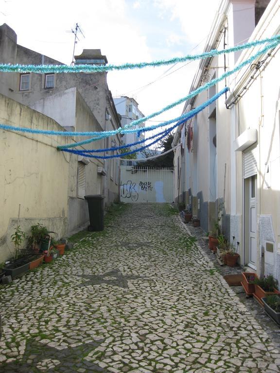 The Back Yard Nest Apartment Lisbon Exterior photo