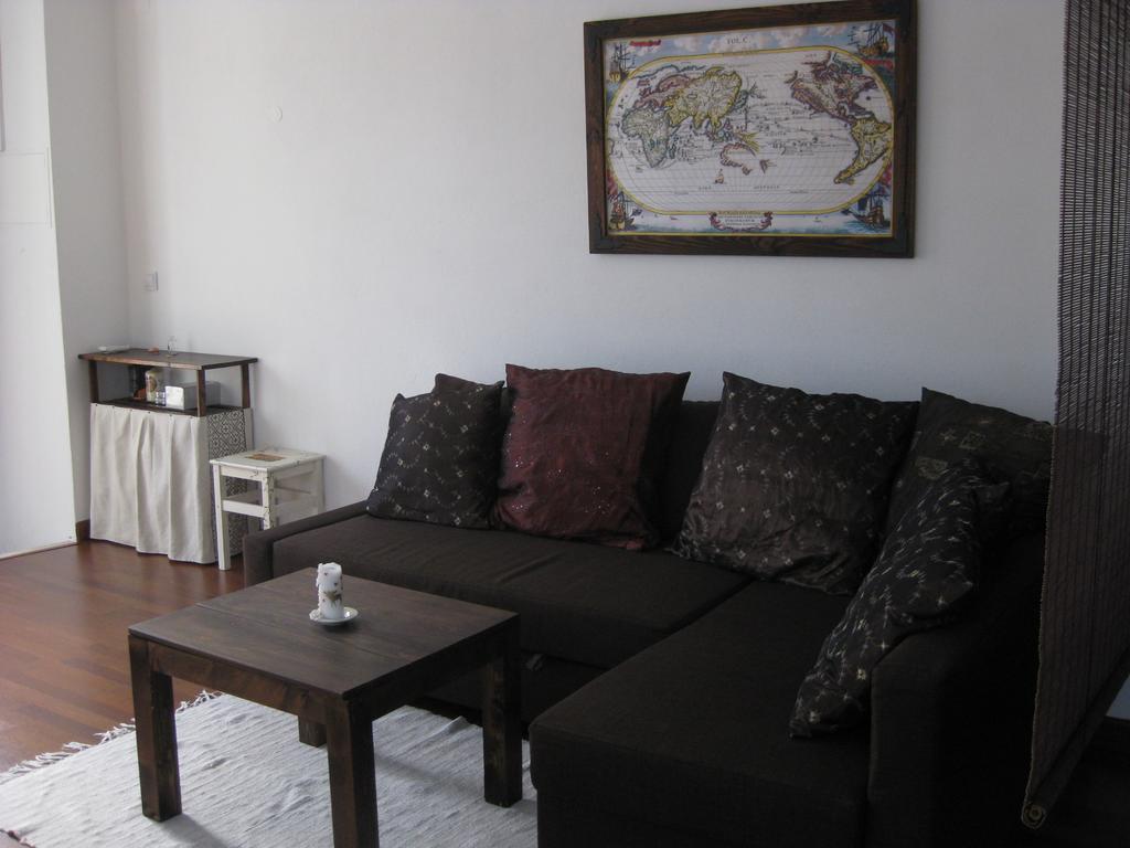 The Back Yard Nest Apartment Lisbon Exterior photo